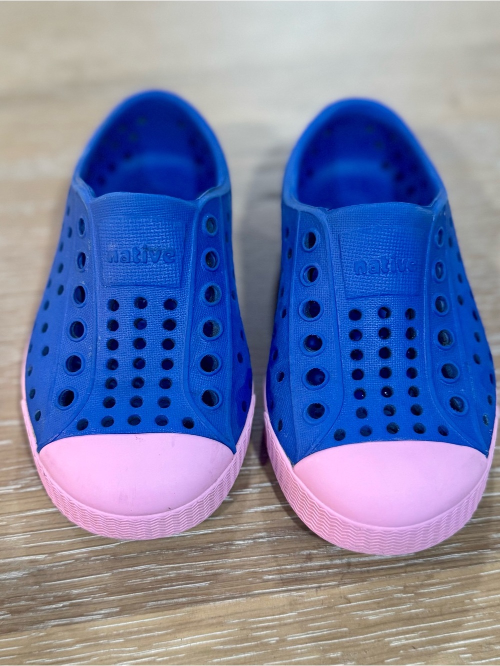 Native Jefferson Kids Slip-On Shoe in Purple with Pink Toe size c6